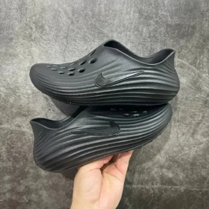 Nike Hyperadapt 2.0 Featherweight Athletic Shoes