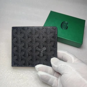 Goyard Honor Wallet Sleek & Space-Saving