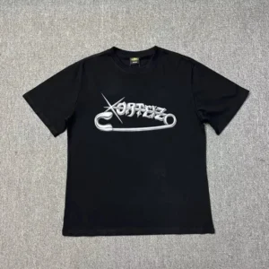Kortez Unique Bold Safety Pin Casual T-Shirt