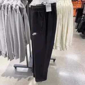 Nike Essential Fleece Relaxed Straight Leg Pants